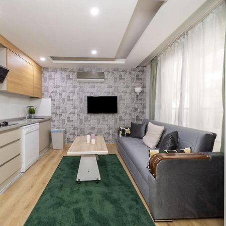 Modern And Cozy Apartment With Central Location And Balcony In Muratpasa, Antalya Antália Exterior foto