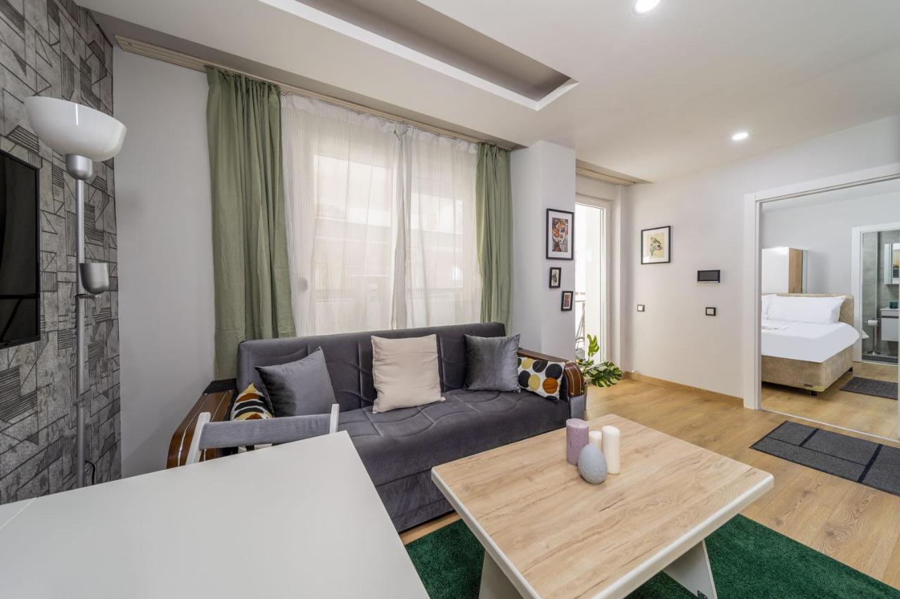 Modern And Cozy Apartment With Central Location And Balcony In Muratpasa, Antalya Antália Exterior foto